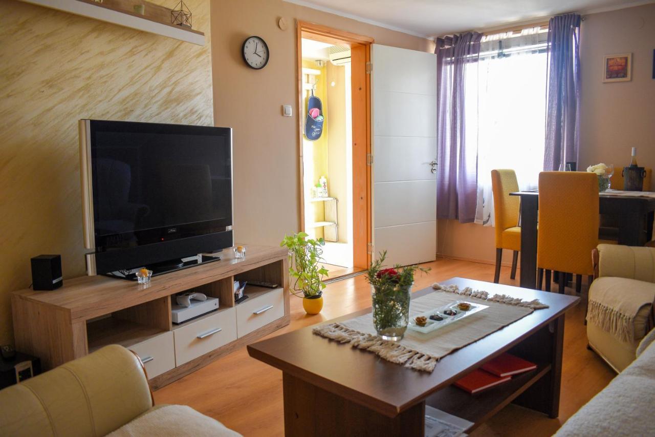 Golden Bis, Subotica Lägenhet Exteriör bild